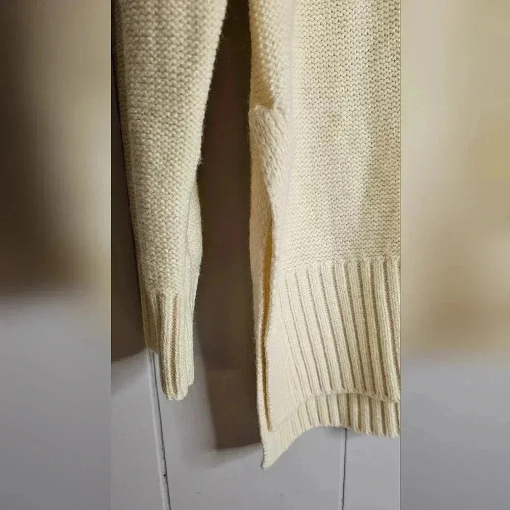 MEROKEETY Cream Pull Over Sweater, Medium - Picture 5 of 5